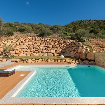 Villa Sa Rocca Junior & Suite Chia Eksteriør bilde