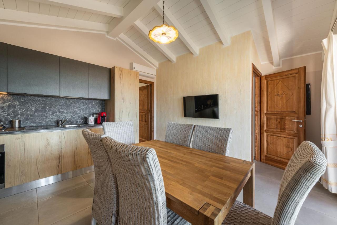 Villa Sa Rocca Junior & Suite Chia Eksteriør bilde