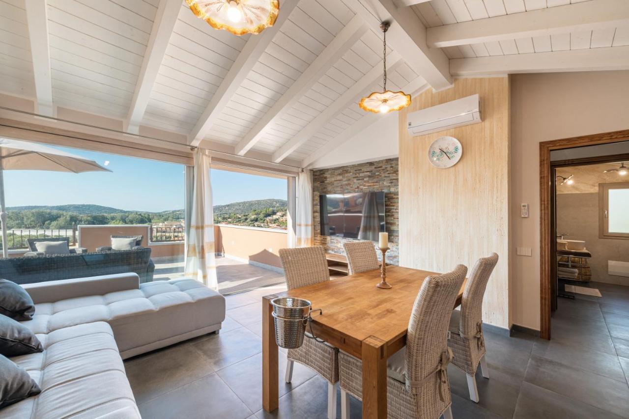 Villa Sa Rocca Junior & Suite Chia Eksteriør bilde
